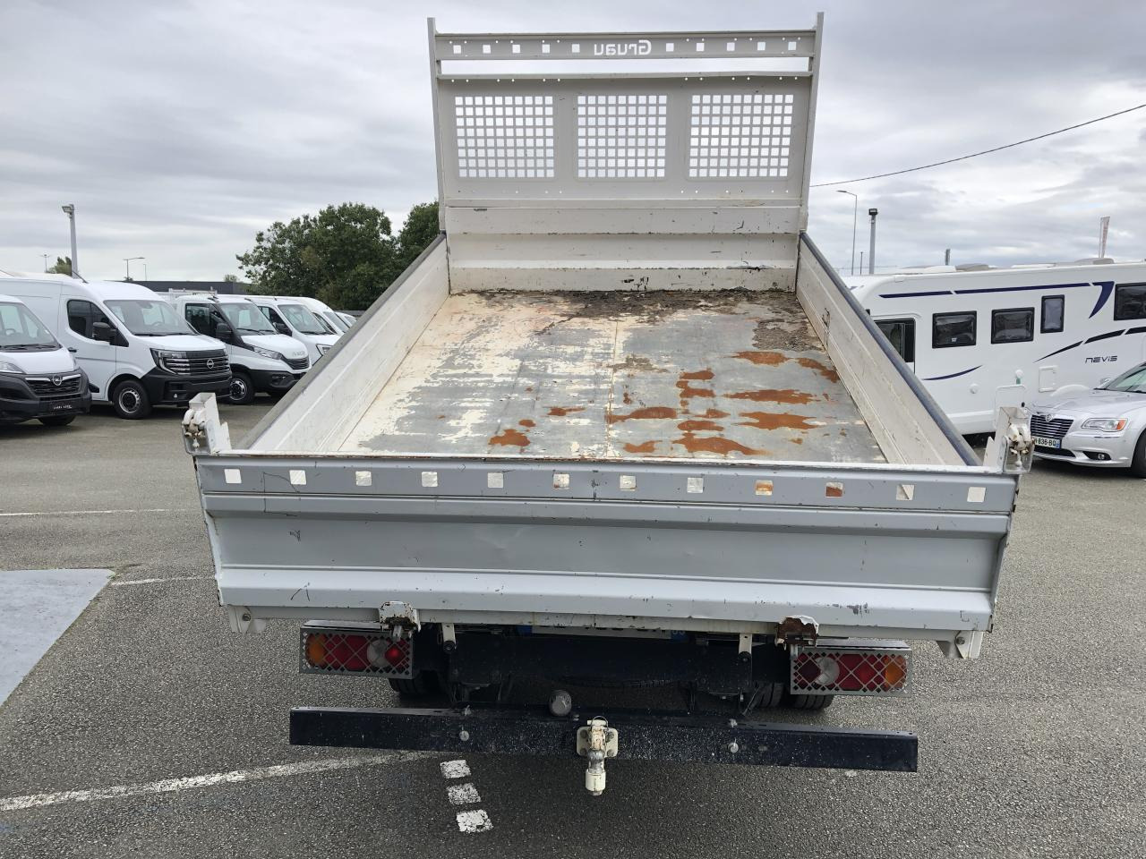 RENAULT Master Confort R3500RJ L3 2.3 dCi - 145 Petite Série  III TRANSPORTS SPECIFIQUES BENNE Benne - Tipper van: picture 4 RENAULT Master Confort R3500RJ L3 2.3 dCi - 145 Petite Série  III TRANSPORTS SPECIFIQUES BENNE Benne - Tipper van: picture 4