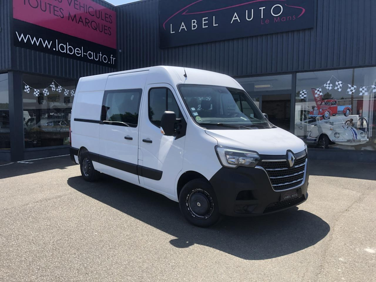 RENAULT master F3300 L2H2 2.3 DCI 135CH CABINE APPROFONDIE CONFORT 7 PLACES - Panel van: picture 1 RENAULT master F3300 L2H2 2.3 DCI 135CH CABINE APPROFONDIE CONFORT 7 PLACES - Panel van: picture 1