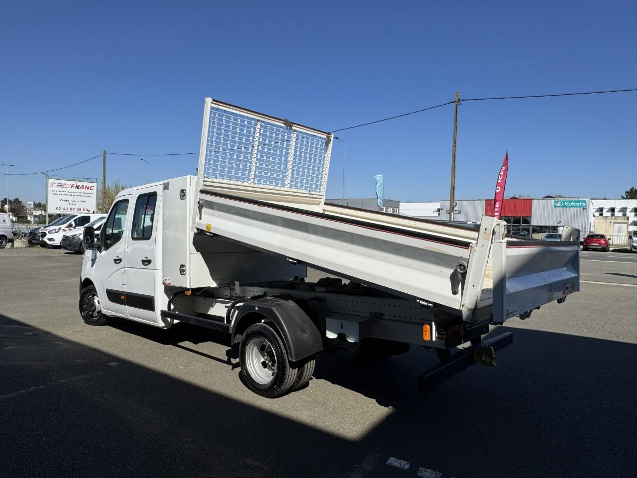 Leasing of  Renault Master RENAULT 3T5 BENNE + COFFRE RJ DOUBLE CABINE 6 PL 2.3 DCI 130 CH CONFORT + GPS + REGUL + CLIM Renault Master RENAULT 3T5 BENNE + COFFRE RJ DOUBLE CABINE 6 PL 2.3 DCI 130 CH CONFORT + GPS + REGUL + CLIM: picture 8