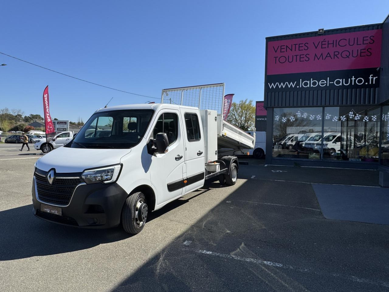 Leasing of  Renault Master RENAULT 3T5 BENNE + COFFRE RJ DOUBLE CABINE 6 PL 2.3 DCI 130 CH CONFORT + GPS + REGUL + CLIM Renault Master RENAULT 3T5 BENNE + COFFRE RJ DOUBLE CABINE 6 PL 2.3 DCI 130 CH CONFORT + GPS + REGUL + CLIM: picture 7