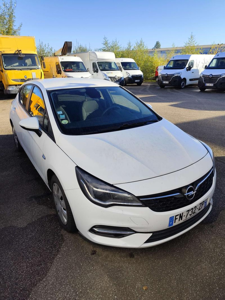 Opel Astra 1,5 Diesel 105 cv BVM6 5 places Edition business - Car: picture 1 Opel Astra 1,5 Diesel 105 cv BVM6 5 places Edition business - Car: picture 1