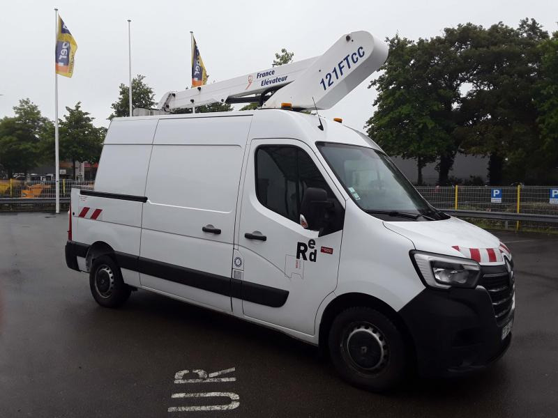 Renault Master 130 35 Fourgon nacelle - Truck mounted aerial platform: picture 1 Renault Master 130 35 Fourgon nacelle - Truck mounted aerial platform: picture 1