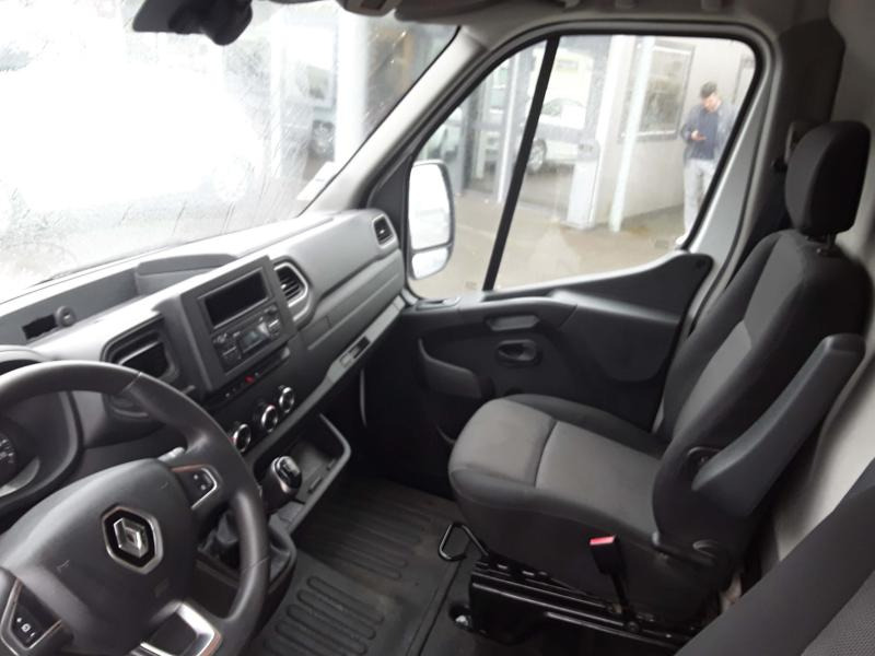 Renault Master 130 35 Fourgon nacelle - Truck mounted aerial platform: picture 3 Renault Master 130 35 Fourgon nacelle - Truck mounted aerial platform: picture 3