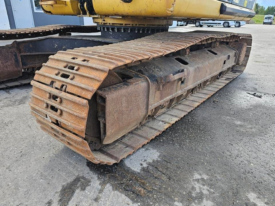 Crawler excavator CAT 323 D L: picture 25