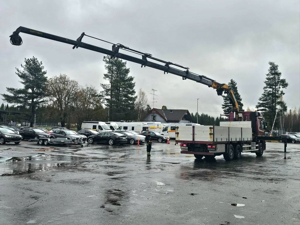 Mercedes-Benz Actros 2544  - Crane truck: picture 4 Mercedes-Benz Actros 2544  - Crane truck: picture 4