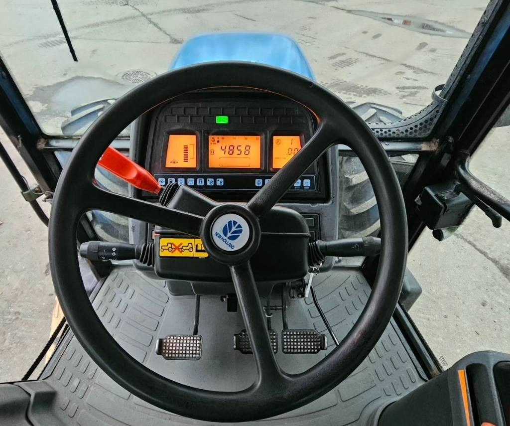 Leasing of New Holland 8360 DT New Holland 8360 DT: picture 20 Leasing of New Holland 8360 DT New Holland 8360 DT: picture 20