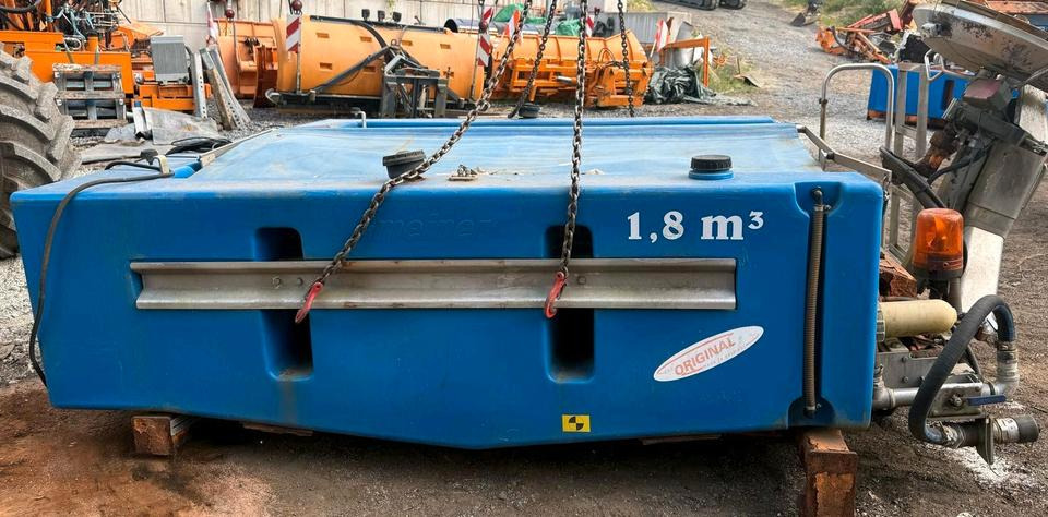 Gmeiner STA 2500 C Salzstreuer für Unimog UGN UGE 424 427 405 U300 U 300 400 500 MERCEDES-BENZ 218 219 318 323 423 427 327 430 429 430 435 Salzsilo Streuautomat Winterdienst - Sand/ Salt spreader: picture 5 Gmeiner STA 2500 C Salzstreuer für Unimog UGN UGE 424 427 405 U300 U 300 400 500 MERCEDES-BENZ 218 219 318 323 423 427 327 430 429 430 435 Salzsilo Streuautomat Winterdienst - Sand/ Salt spreader: picture 5