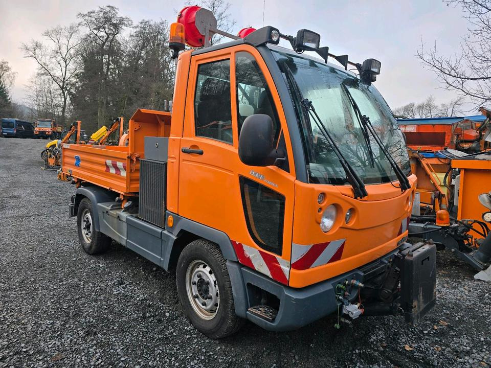 Multicar M30 4x4 Fumo Carrier Kipper 2009 1. Hand - Tipper, Municipal/ Special vehicle: picture 1 Multicar M30 4x4 Fumo Carrier Kipper 2009 1. Hand - Tipper, Municipal/ Special vehicle: picture 1