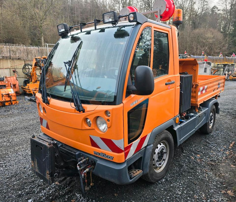 Multicar M30 4x4 Fumo Carrier Kipper 2009 1. Hand - Tipper, Municipal/ Special vehicle: picture 2 Multicar M30 4x4 Fumo Carrier Kipper 2009 1. Hand - Tipper, Municipal/ Special vehicle: picture 2