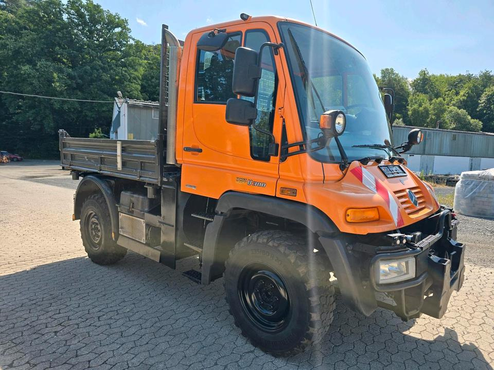 Unimog 405/10 U300 Bluetec 5 Mercedes-Benz U 300 290 400 500 UGE UGN Jotha Absetzkipper Absetzer - Snow removal vehicle: picture 2 Unimog 405/10 U300 Bluetec 5 Mercedes-Benz U 300 290 400 500 UGE UGN Jotha Absetzkipper Absetzer - Snow removal vehicle: picture 2
