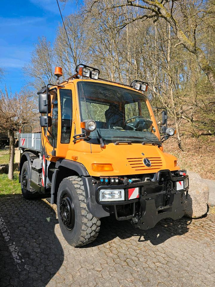 Unimog 405/10 U400 Bluetec 5 Leistungshydraulik Hydrostat U 400 500 300 Mercedes-Benz 318 218 430 423 427 - Snow removal vehicle: picture 1 Unimog 405/10 U400 Bluetec 5 Leistungshydraulik Hydrostat U 400 500 300 Mercedes-Benz 318 218 430 423 427 - Snow removal vehicle: picture 1
