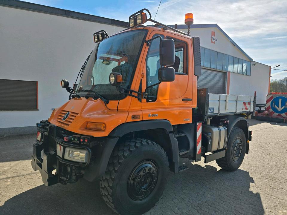 Unimog 405/10 U400 Bluetec 5 Leistungshydraulik Hydrostat U 400 500 300 Mercedes-Benz 318 218 430 423 427 - Snow removal vehicle: picture 3 Unimog 405/10 U400 Bluetec 5 Leistungshydraulik Hydrostat U 400 500 300 Mercedes-Benz 318 218 430 423 427 - Snow removal vehicle: picture 3