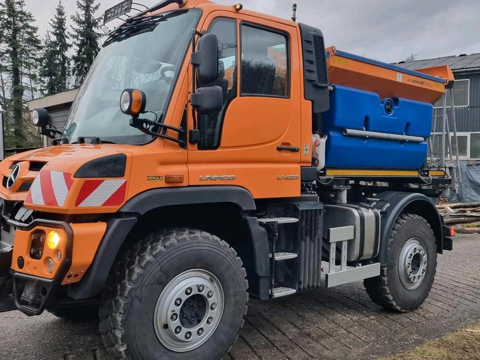 Zu vermieten Unimog 405 U423 Winterdienst Schmidt Salzstreuer 423 429 430 Mercedes Benz 318 527 Vermietung - Snow removal vehicle: picture 2 Zu vermieten Unimog 405 U423 Winterdienst Schmidt Salzstreuer 423 429 430 Mercedes Benz 318 527 Vermietung - Snow removal vehicle: picture 2