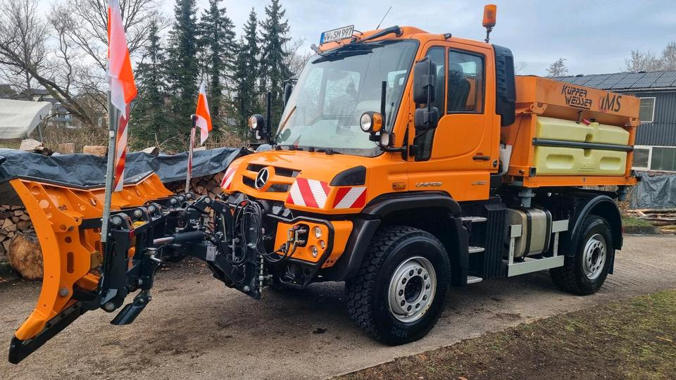 Zu vermieten Unimog 405 U527 Winterdienst Schmidt Salzstreuer 423 429 430 Mercedes Benz 318 527 Vermietung - Snow removal vehicle: picture 2 Zu vermieten Unimog 405 U527 Winterdienst Schmidt Salzstreuer 423 429 430 Mercedes Benz 318 527 Vermietung - Snow removal vehicle: picture 2