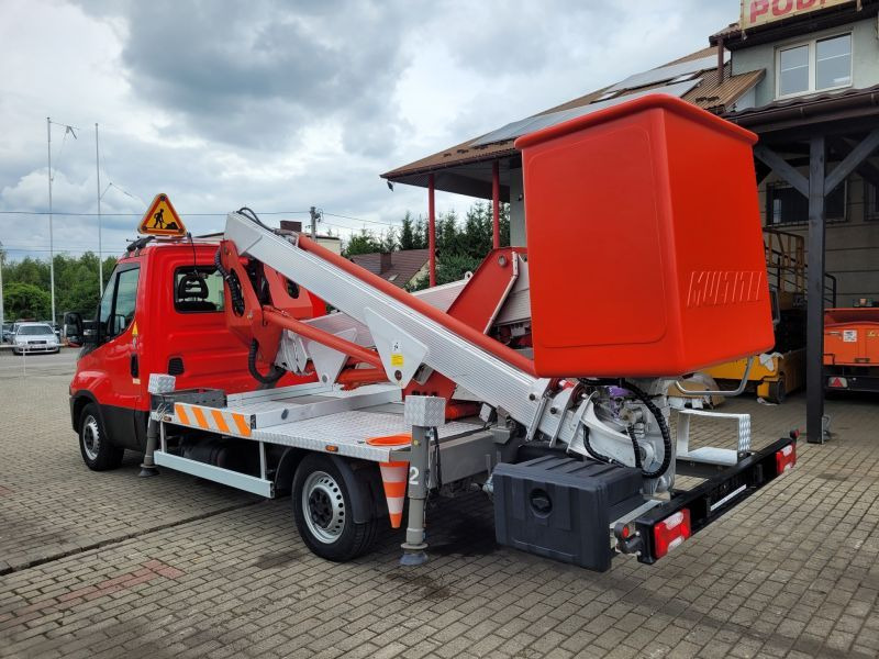 Iveco Daily 35S11 podnośnik koszowy 20 m Multitel MX200 - Truck mounted aerial platform: picture 4 Iveco Daily 35S11 podnośnik koszowy 20 m Multitel MX200 - Truck mounted aerial platform: picture 4