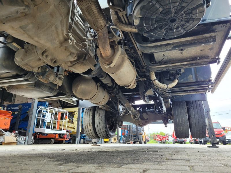 Truck mounted aerial platform Nissan Nissan Cabstar NT400 podnośnik koszowy 17 m Comet 17/2/7 (8,5) HQ: picture 20 Truck mounted aerial platform Nissan Nissan Cabstar NT400 podnośnik koszowy 17 m Comet 17/2/7 (8,5) HQ: picture 20