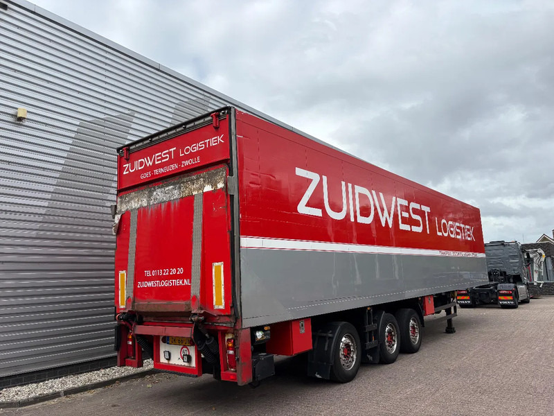 Schmitz Cargobull SKO 24 / SAV ASSEN / DHOLLANDIA 3000 kg / CARRIER MAXIMA 1300 / 1x stuuras / APK - TUV SEPTEMBER 2026 / - Refrigerator semi-trailer: picture 4 Schmitz Cargobull SKO 24 / SAV ASSEN / DHOLLANDIA 3000 kg / CARRIER MAXIMA 1300 / 1x stuuras / APK - TUV SEPTEMBER 2026 / - Refrigerator semi-trailer: picture 4