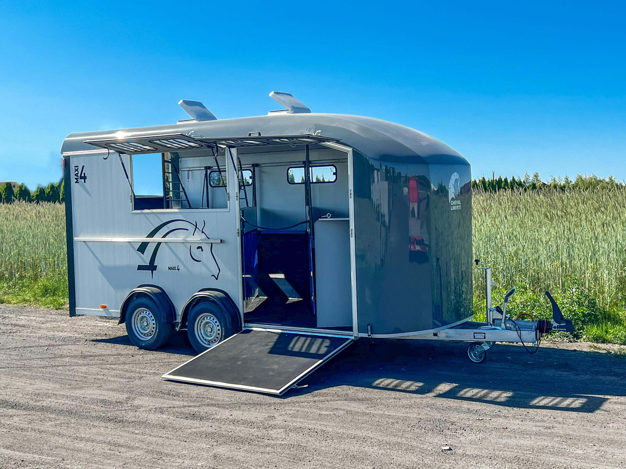 CHEVAL LIBERTÉ MAXI 4 - OPTIMAX - Horse trailer: picture 2 CHEVAL LIBERTÉ MAXI 4 - OPTIMAX - Horse trailer: picture 2