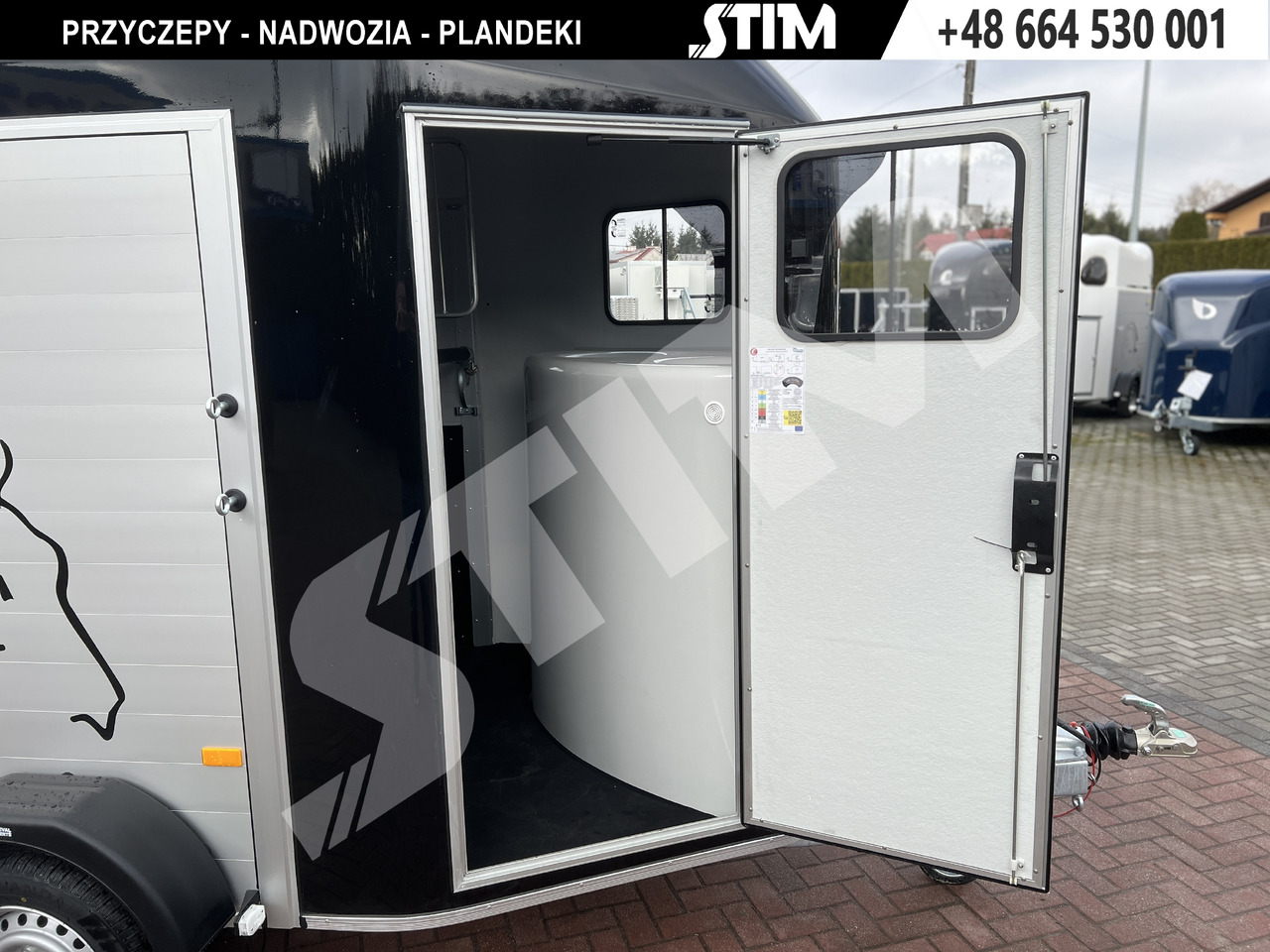 Cheval Liberté GOLD III + siodlarnia - Horse trailer: picture 5 Cheval Liberté GOLD III + siodlarnia - Horse trailer: picture 5