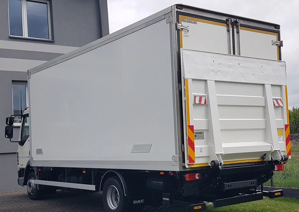 DAF 12T LF 210 WINDA CHŁODNIA 14EP 5,79x2,48x2,29 KLIMA AGREGAT - Refrigerator truck: picture 3 DAF 12T LF 210 WINDA CHŁODNIA 14EP 5,79x2,48x2,29 KLIMA AGREGAT - Refrigerator truck: picture 3