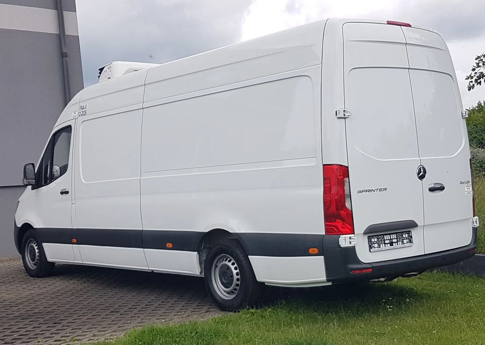 Mercedes-Benz SPRINTER MAXI CHŁODNIA AGREGAT GRZANIE IZOTERMA KLIMA ZASILANIE Z SILNIKA + ELEKTRYCZNE - Refrigerated van: picture 3 Mercedes-Benz SPRINTER MAXI CHŁODNIA AGREGAT GRZANIE IZOTERMA KLIMA ZASILANIE Z SILNIKA + ELEKTRYCZNE - Refrigerated van: picture 3