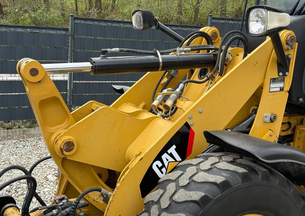 Caterpillar * CAT 907 H * Ładowarka * Sprowadzona * Bardzo Dobry Stan - Wheel loader: picture 4 Caterpillar * CAT 907 H * Ładowarka * Sprowadzona * Bardzo Dobry Stan - Wheel loader: picture 4