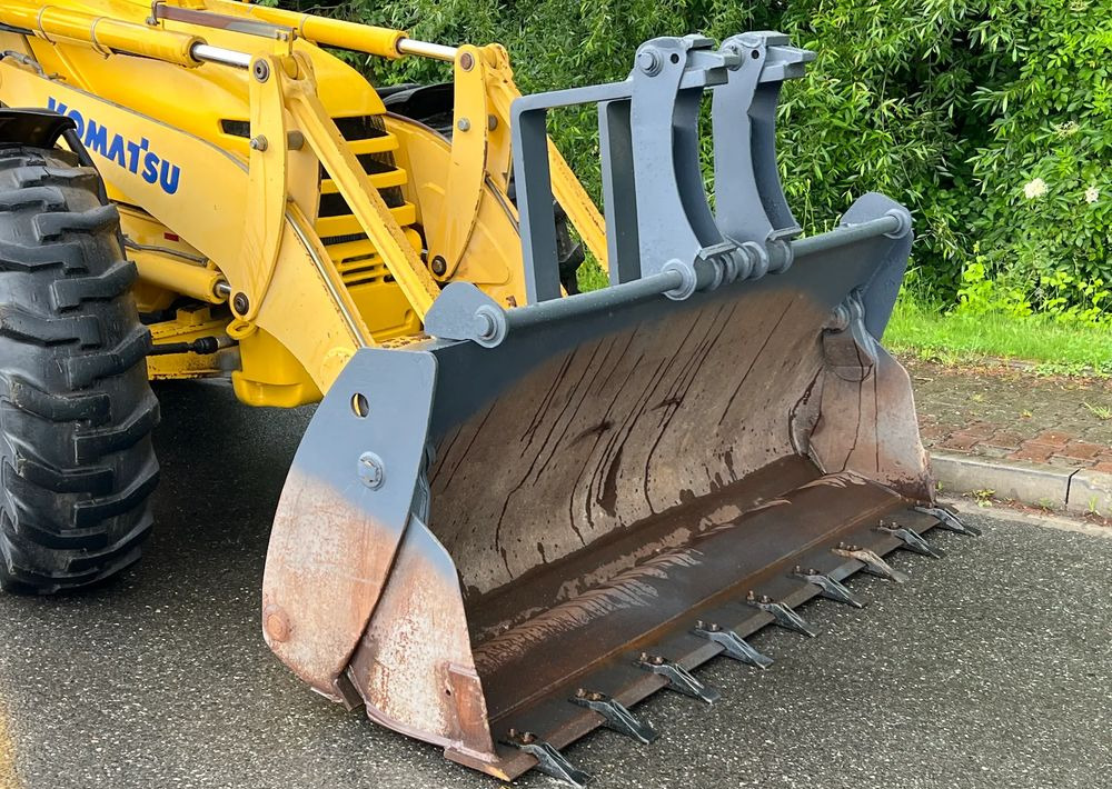 Komatsu * Koparko Ładowarka * Komatsu WB 97 S Utility * - Backhoe loader: picture 2 Komatsu * Koparko Ładowarka * Komatsu WB 97 S Utility * - Backhoe loader: picture 2