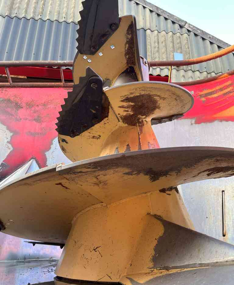 BVL V-Mix 20H-2S voermengwagen voermachines - Forage mixer wagon: picture 5 BVL V-Mix 20H-2S voermengwagen voermachines - Forage mixer wagon: picture 5