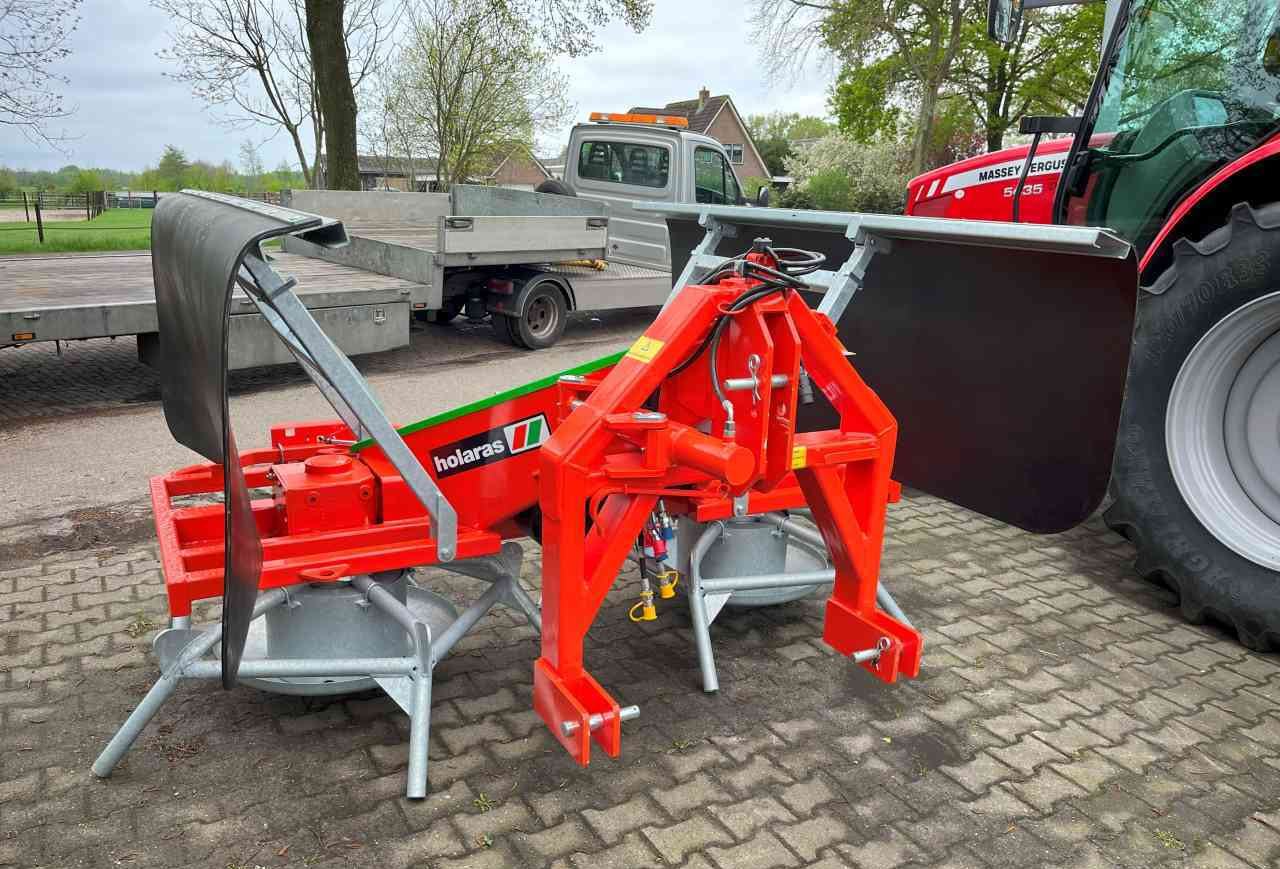 Holaras Jumbo HK kuilverdeler nieuw Weidebouwmachines - Silage equipment: picture 3 Holaras Jumbo HK kuilverdeler nieuw Weidebouwmachines - Silage equipment: picture 3