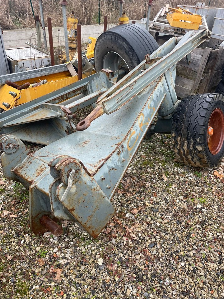 Liebherr  - Self-erecting tower crane: picture 4 Liebherr  - Self-erecting tower crane: picture 4