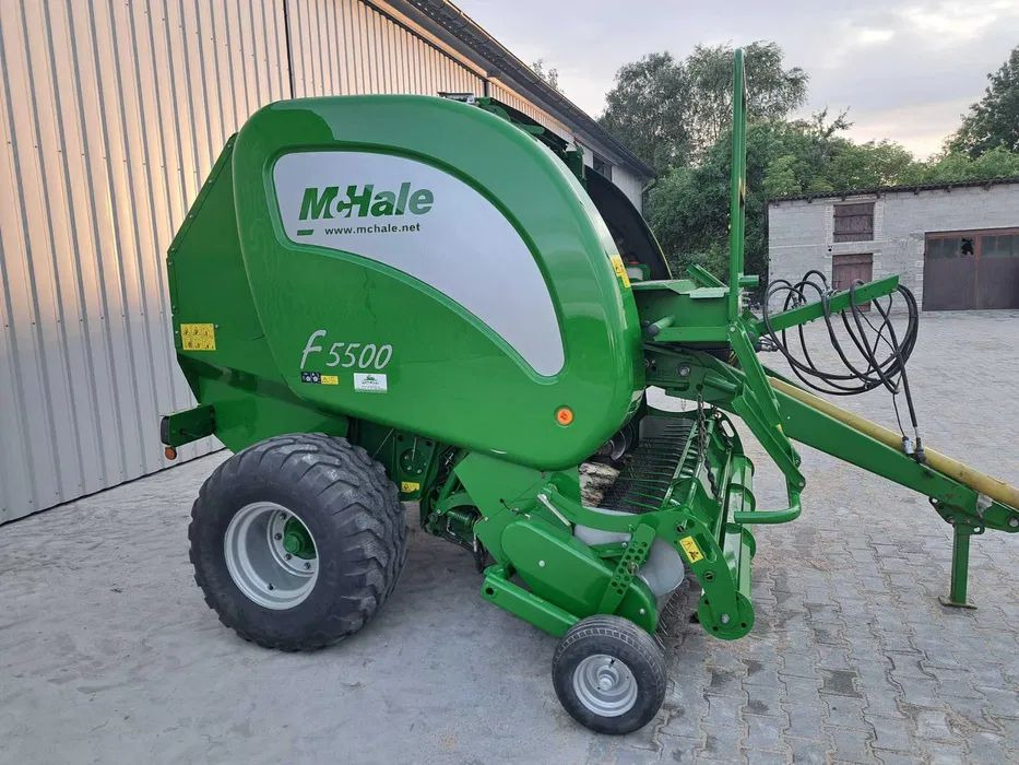 Mchale F5500 - Round baler: picture 2 Mchale F5500 - Round baler: picture 2