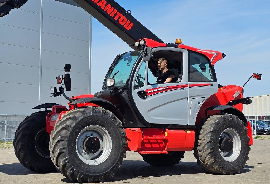Telescopic handler Manitou MLT 961 145 V + L JD ST4 S1: picture 15