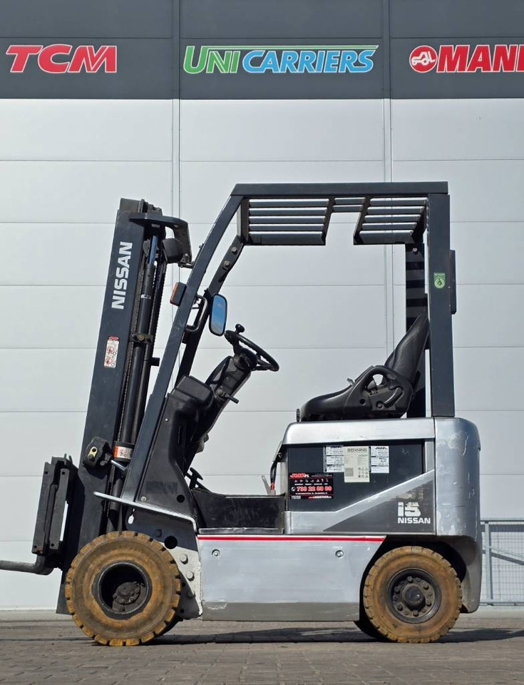 Nissan K1B1L15 - Electric forklift: picture 3 Nissan K1B1L15 - Electric forklift: picture 3