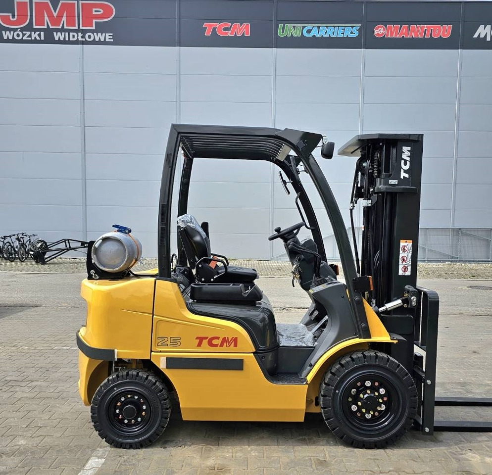 LPG forklift TCM FGE25-E2 UNUSED TRIPLEX 4700mm: picture 10 LPG forklift TCM FGE25-E2 UNUSED TRIPLEX 4700mm: picture 10