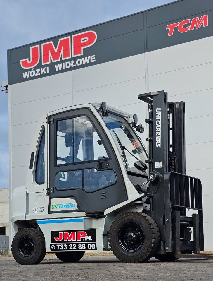 UniCarriers U1D2A25LQ DX25 - LPG forklift: picture 1 UniCarriers U1D2A25LQ DX25 - LPG forklift: picture 1