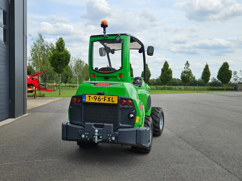 Avant 755i TDL+ mini-shovel - Compact track loader: picture 5 Avant 755i TDL+ mini-shovel - Compact track loader: picture 5