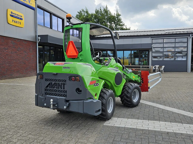 Avant Mini-shovel 735i Rental met Kemp balenklem - Compact track loader: picture 5 Avant Mini-shovel 735i Rental met Kemp balenklem - Compact track loader: picture 5