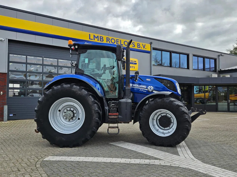 New Holland T7.230AC Autocommand - Farm tractor: picture 2 New Holland T7.230AC Autocommand - Farm tractor: picture 2