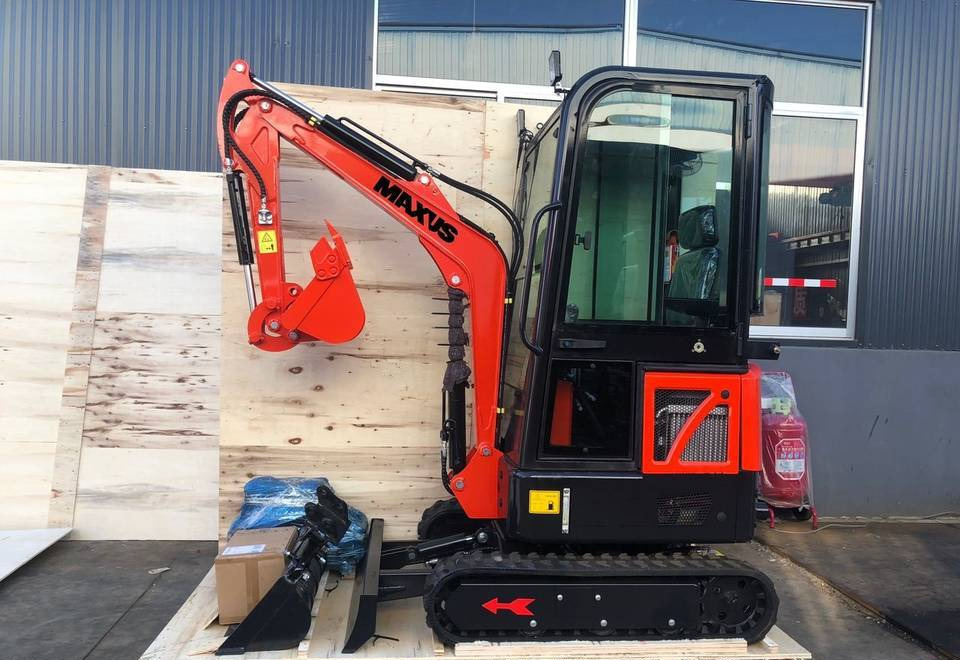 NEW MAXUS 38 HP 1700 kg Excavator with A/C Warranty up to 10 YEARS | НОВИЙ MAXUS 38 К.с. 1700 кг Екскаватор з кондиціонером Гарантія до 10 РОКІВ - Mini excavator: picture 1 NEW MAXUS 38 HP 1700 kg Excavator with A/C Warranty up to 10 YEARS | НОВИЙ MAXUS 38 К.с. 1700 кг Екскаватор з кондиціонером Гарантія до 10 РОКІВ - Mini excavator: picture 1