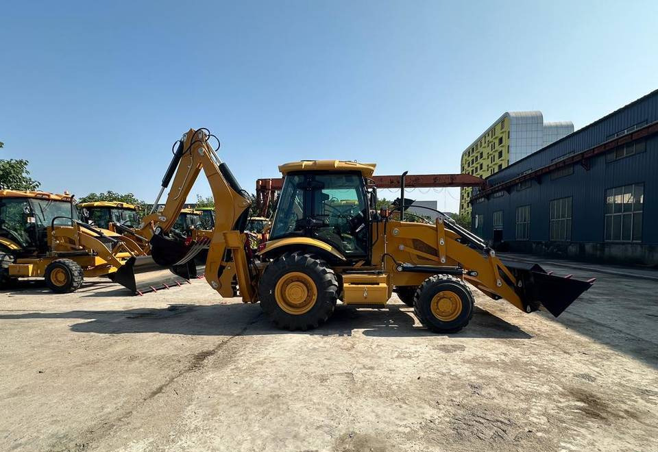 NEW MAXUS 3CX Backhoe Loader Only 150,000 PLN 2025 Model | НОВИЙ MAXUS 3CX Екскаватор-навантажувач Тільки 150,000 грн Модель 2025 рік - Backhoe loader: picture 5 NEW MAXUS 3CX Backhoe Loader Only 150,000 PLN 2025 Model | НОВИЙ MAXUS 3CX Екскаватор-навантажувач Тільки 150,000 грн Модель 2025 рік - Backhoe loader: picture 5
