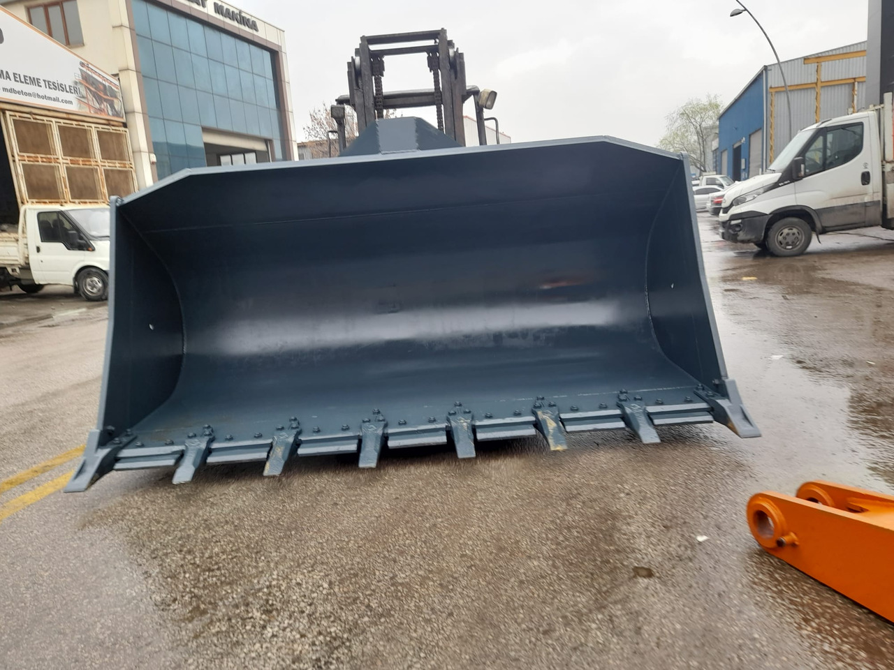 Doosan - Loader bucket for Construction machinery: picture 3 Doosan - Loader bucket for Construction machinery: picture 3