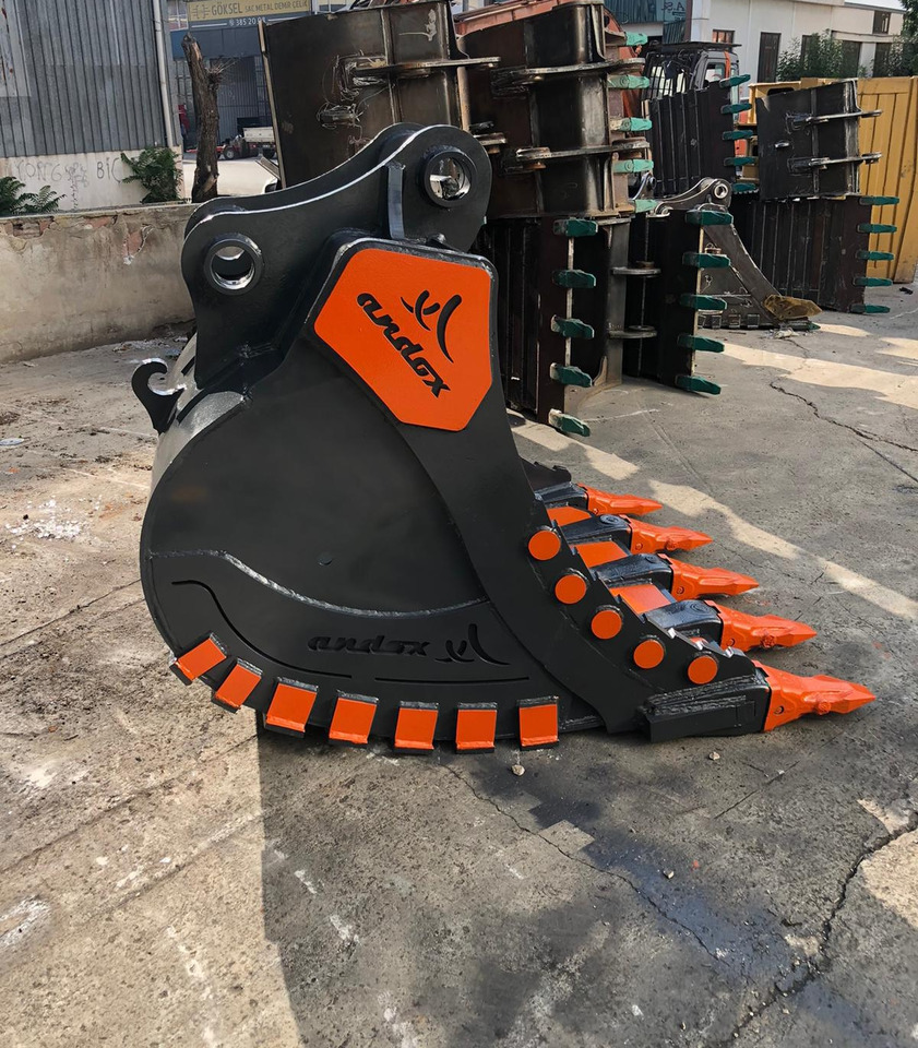 Doosan - Bucket for Excavator: picture 1 Doosan - Bucket for Excavator: picture 1