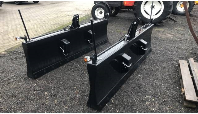 Bemu Frontschuif 2.50 Meter - Attachment for Agricultural machinery: picture 4 Bemu Frontschuif 2.50 Meter - Attachment for Agricultural machinery: picture 4