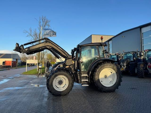 Valtra G115 hitech, 1625 uur, G4 voorlader! - Farm tractor: picture 2 Valtra G115 hitech, 1625 uur, G4 voorlader! - Farm tractor: picture 2