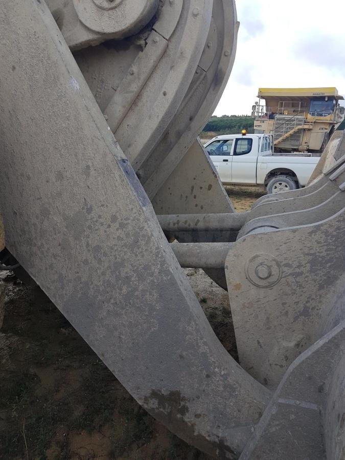 Wheel loader Caterpillar 992D: picture 26