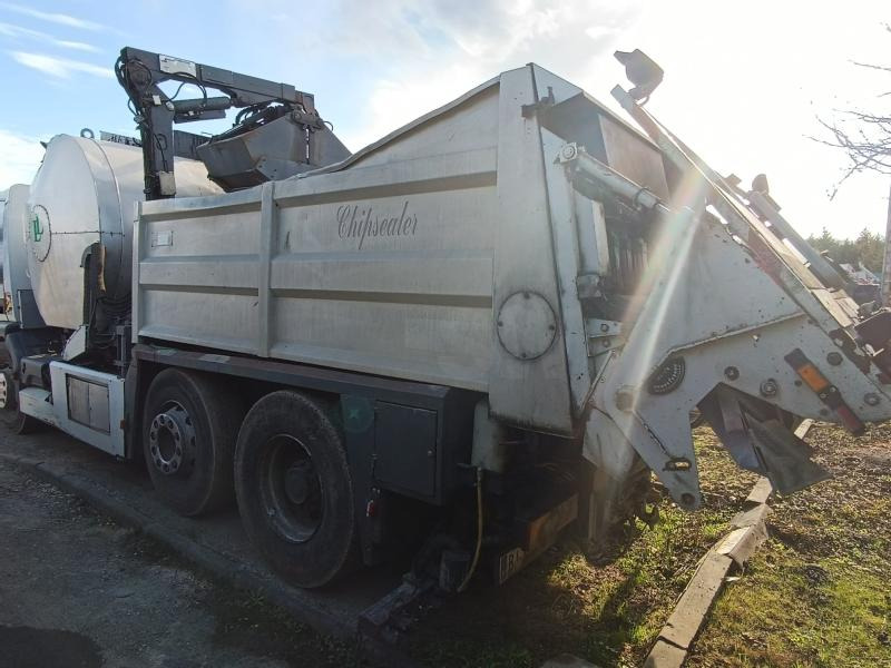 Asphalt distributor Renault: picture 6