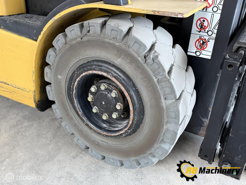 Caterpillar EP25K PAC - Forklift: picture 5 Caterpillar EP25K PAC - Forklift: picture 5