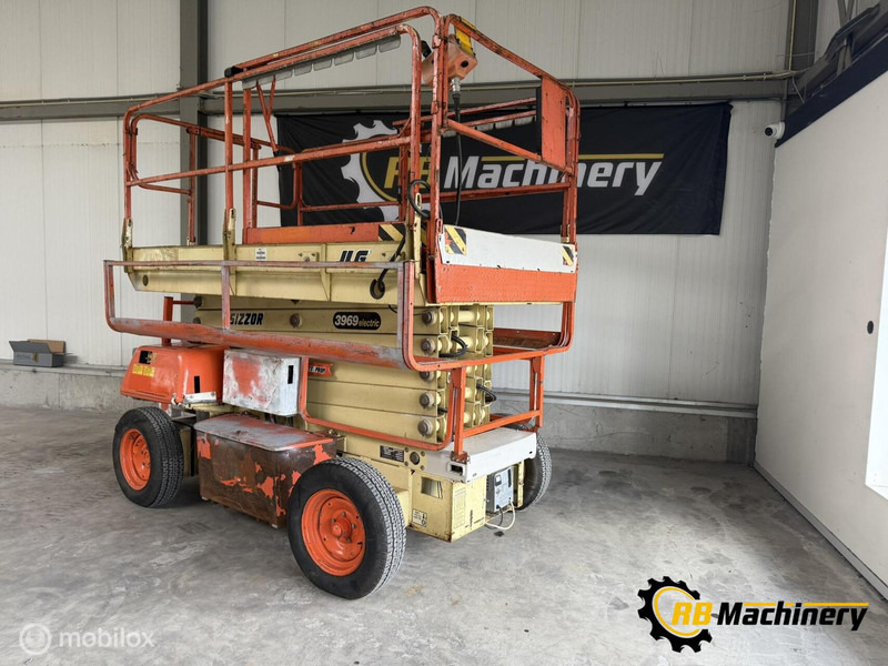 Onbekend merken JLG 3969 - Scissor lift: picture 2 Onbekend merken JLG 3969 - Scissor lift: picture 2