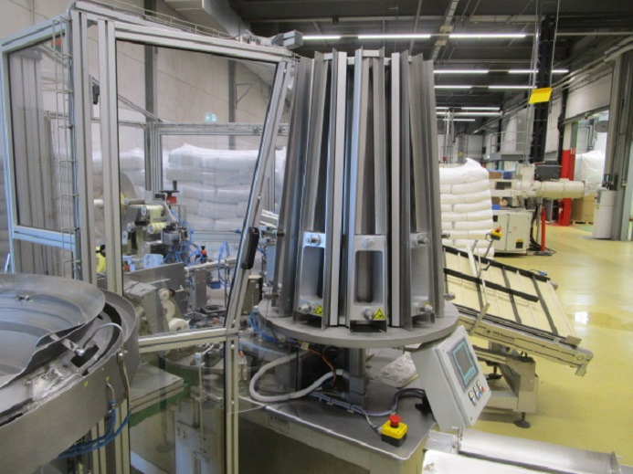 Packaging machinery DECKEL ETIKETTIER ANLAGE SCHLEUTER GU 2 DU (RUNDLÄUFER) MIT LÖFFELEINLEGESTATION RNA SRC-N-630-1R: picture 9 Packaging machinery DECKEL ETIKETTIER ANLAGE SCHLEUTER GU 2 DU (RUNDLÄUFER) MIT LÖFFELEINLEGESTATION RNA SRC-N-630-1R: picture 9