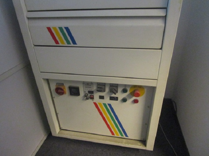 PNEUMATISCHE TRANSFERPRESSEN – HITZEPRESSE FÜR T-SHIRT DRUCK –  INTRON COPY PRESS 300 220 070 - Printing machinery: picture 4 PNEUMATISCHE TRANSFERPRESSEN – HITZEPRESSE FÜR T-SHIRT DRUCK –  INTRON COPY PRESS 300 220 070 - Printing machinery: picture 4